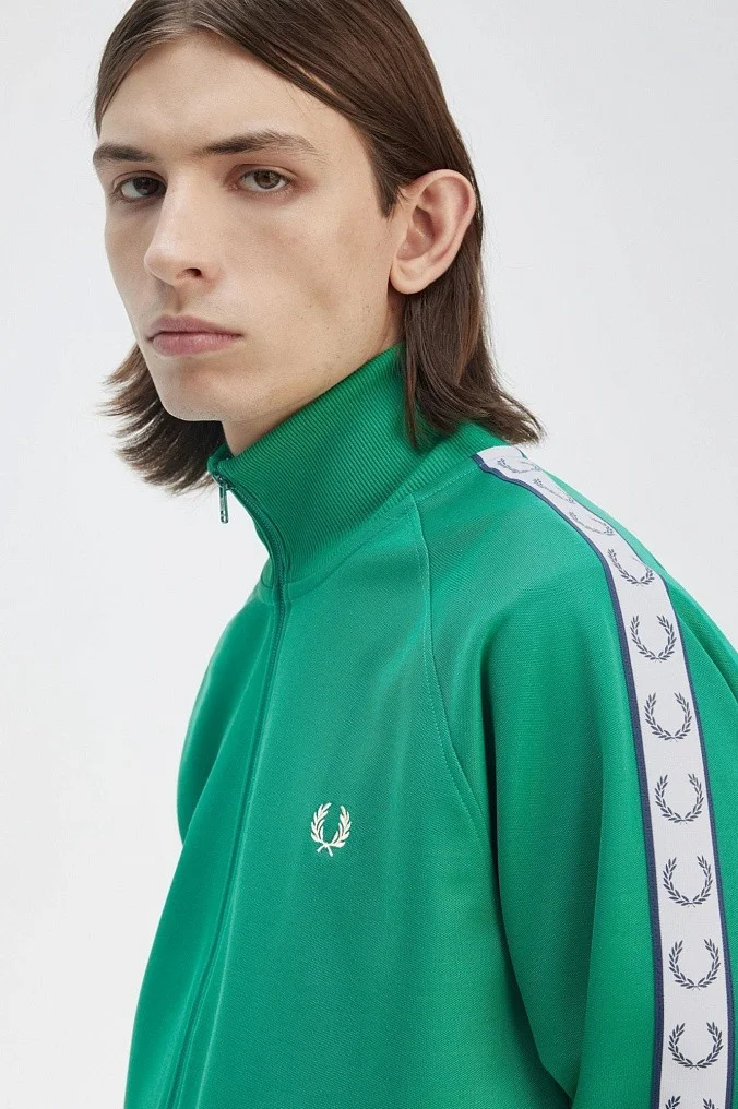 Олимпийка Fred Perry Taped Track Jacket